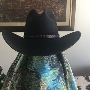 Bailey Western cowboy hat. 7.  Wool.